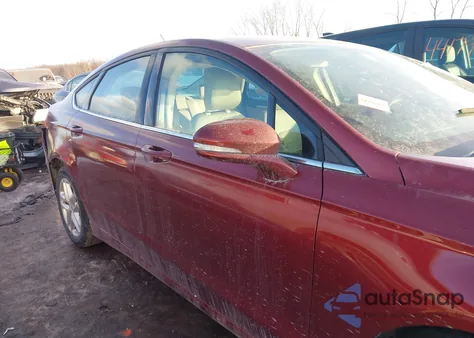 2014 Ford Fusion Se z USA, uszkodzony, nr VIN 3FA6P0H78ER331543